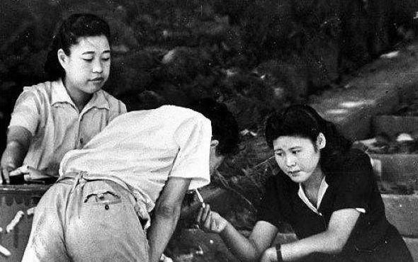 二战期间，日本女性有多疯狂？为激励军队战斗力不惜一切！